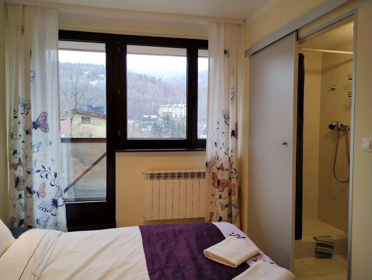 Osrodek Wypoczynkowy Zapalenica Bed & Breakfast Щирк Екстериор снимка