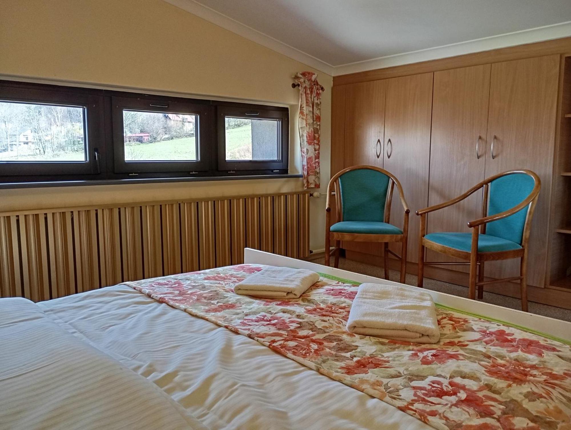 Osrodek Wypoczynkowy Zapalenica Bed & Breakfast Щирк Екстериор снимка