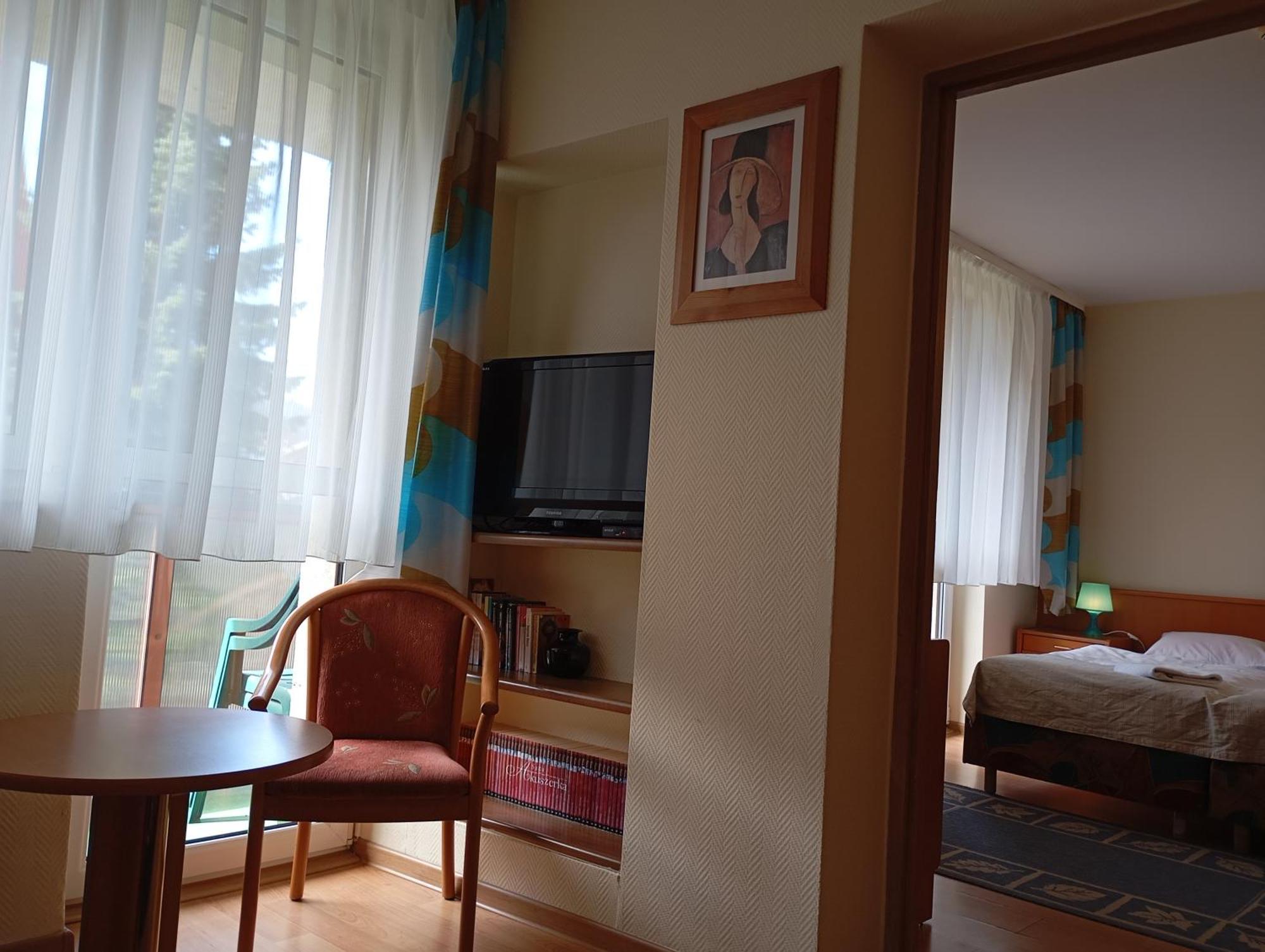 Osrodek Wypoczynkowy Zapalenica Bed & Breakfast Щирк Екстериор снимка