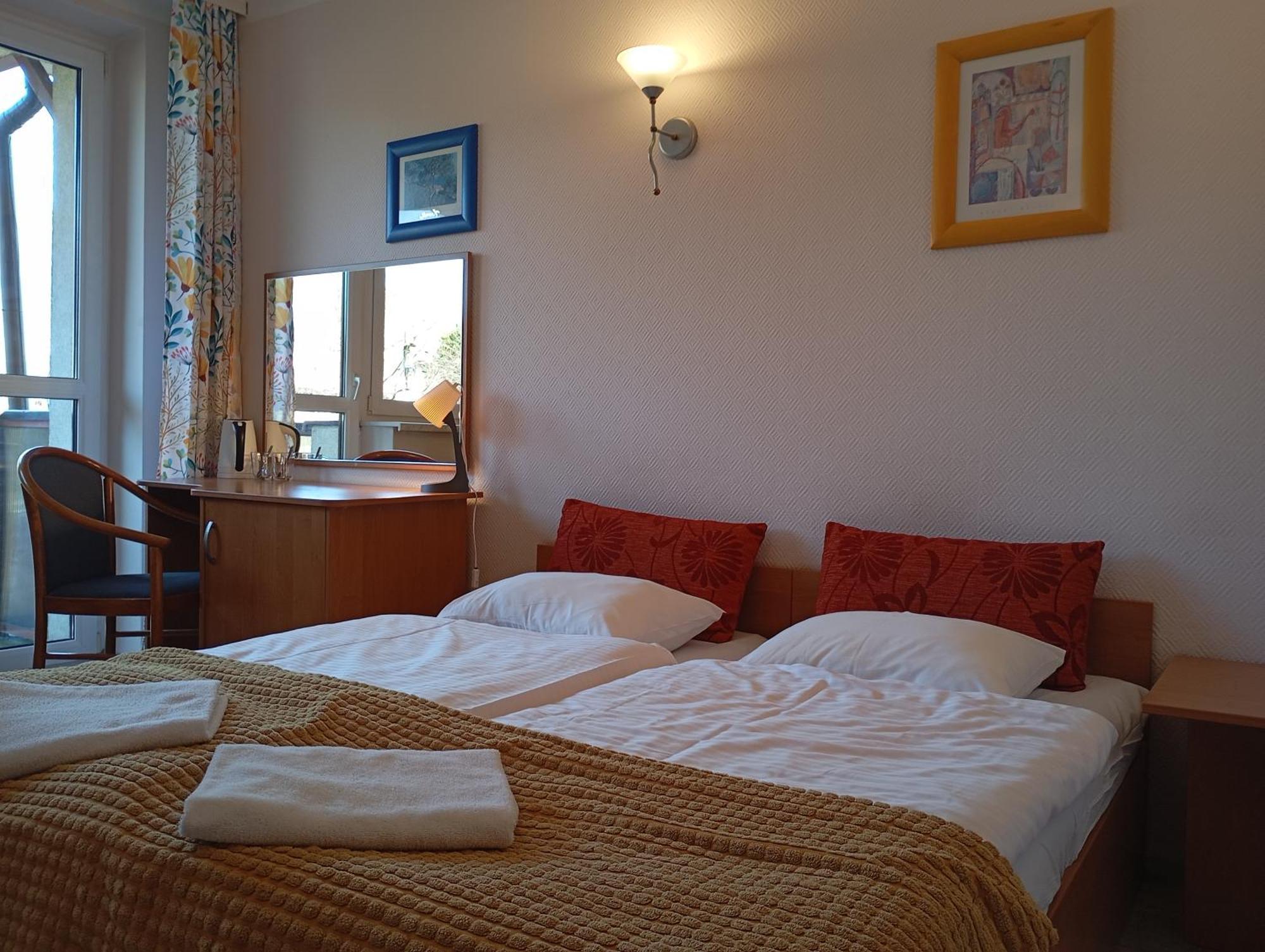 Osrodek Wypoczynkowy Zapalenica Bed & Breakfast Щирк Екстериор снимка
