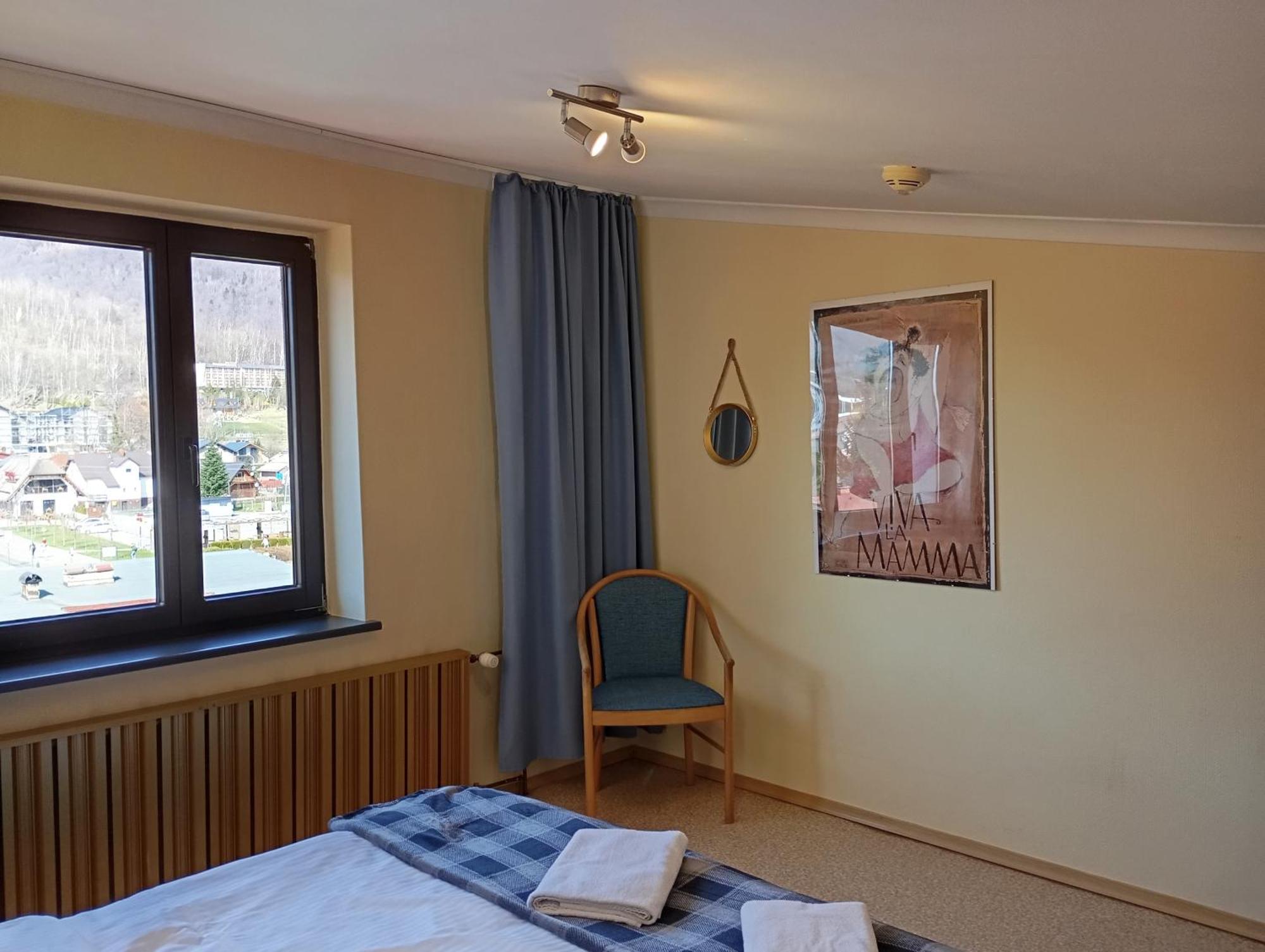 Osrodek Wypoczynkowy Zapalenica Bed & Breakfast Щирк Екстериор снимка
