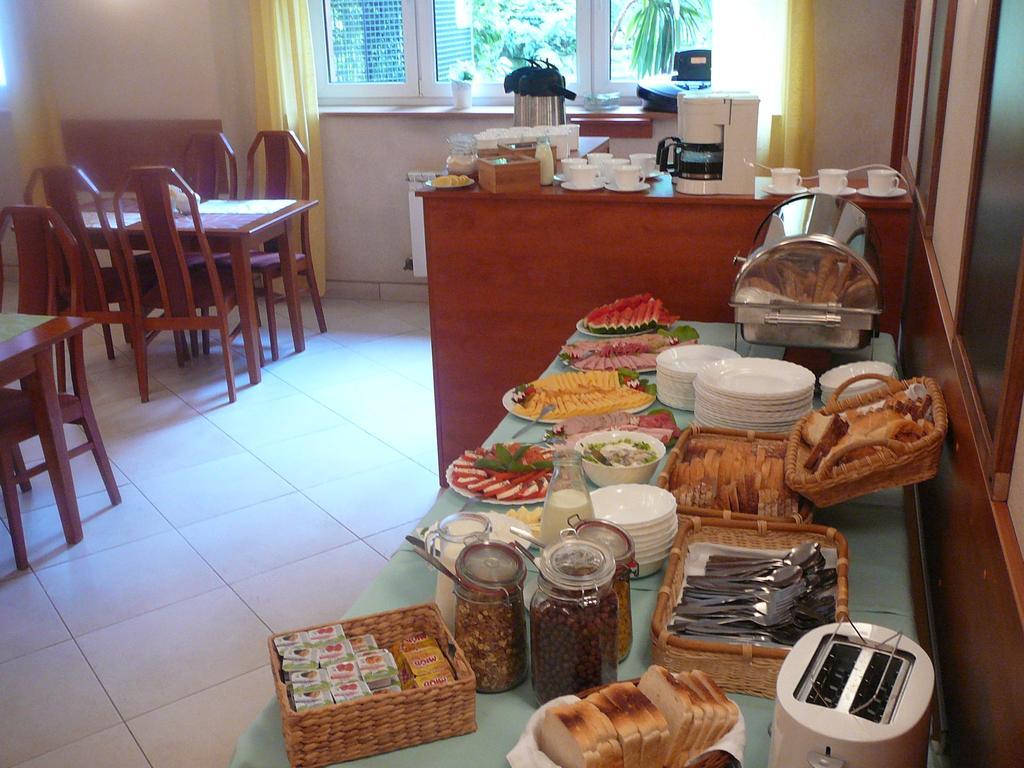 Osrodek Wypoczynkowy Zapalenica Bed & Breakfast Щирк Екстериор снимка